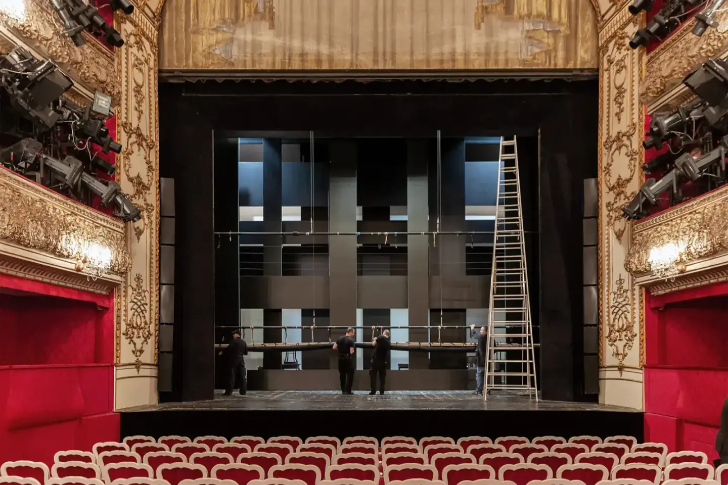 Rund um die Pension: Theater an der Wien